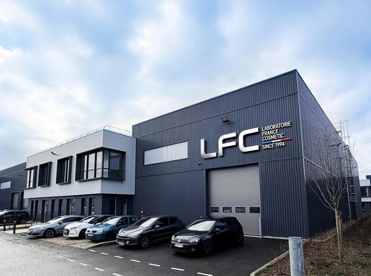 LABORATOIRE FRANCE COSMETIC factory building